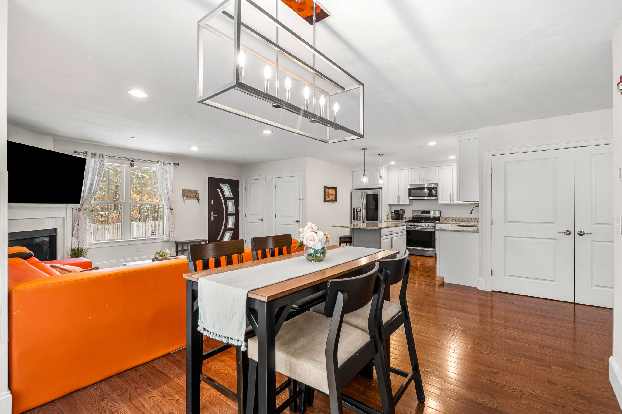 1 Roseland St, Foxborough, MA 02035, USA Photo 9