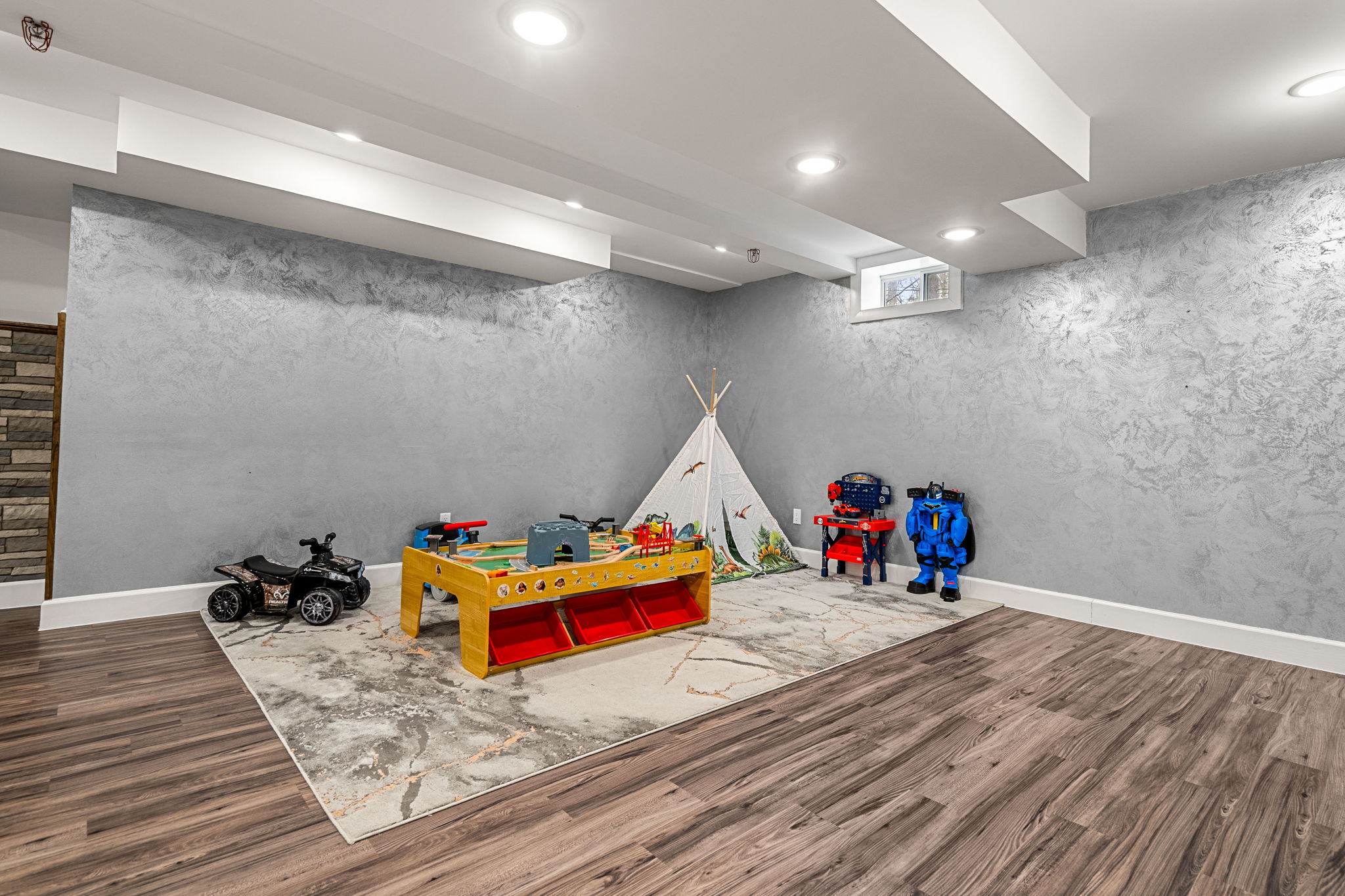 1 Roseland St, Foxborough, MA 02035, USA Photo 33