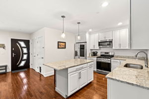 1 Roseland St, Foxborough, MA 02035, USA Photo 9