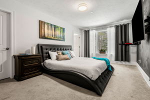 1 Roseland St, Foxborough, MA 02035, USA Photo 20