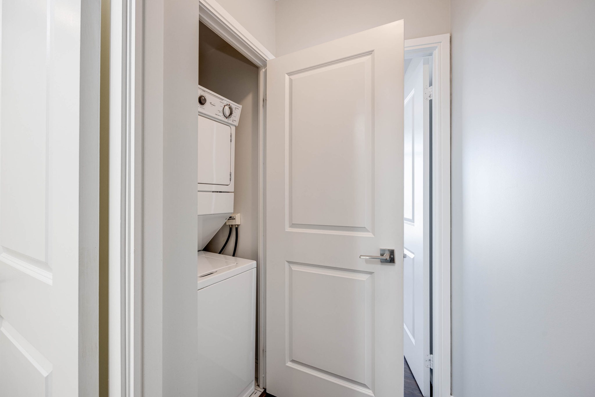 Toronto property showcase — delivered property photograph 30