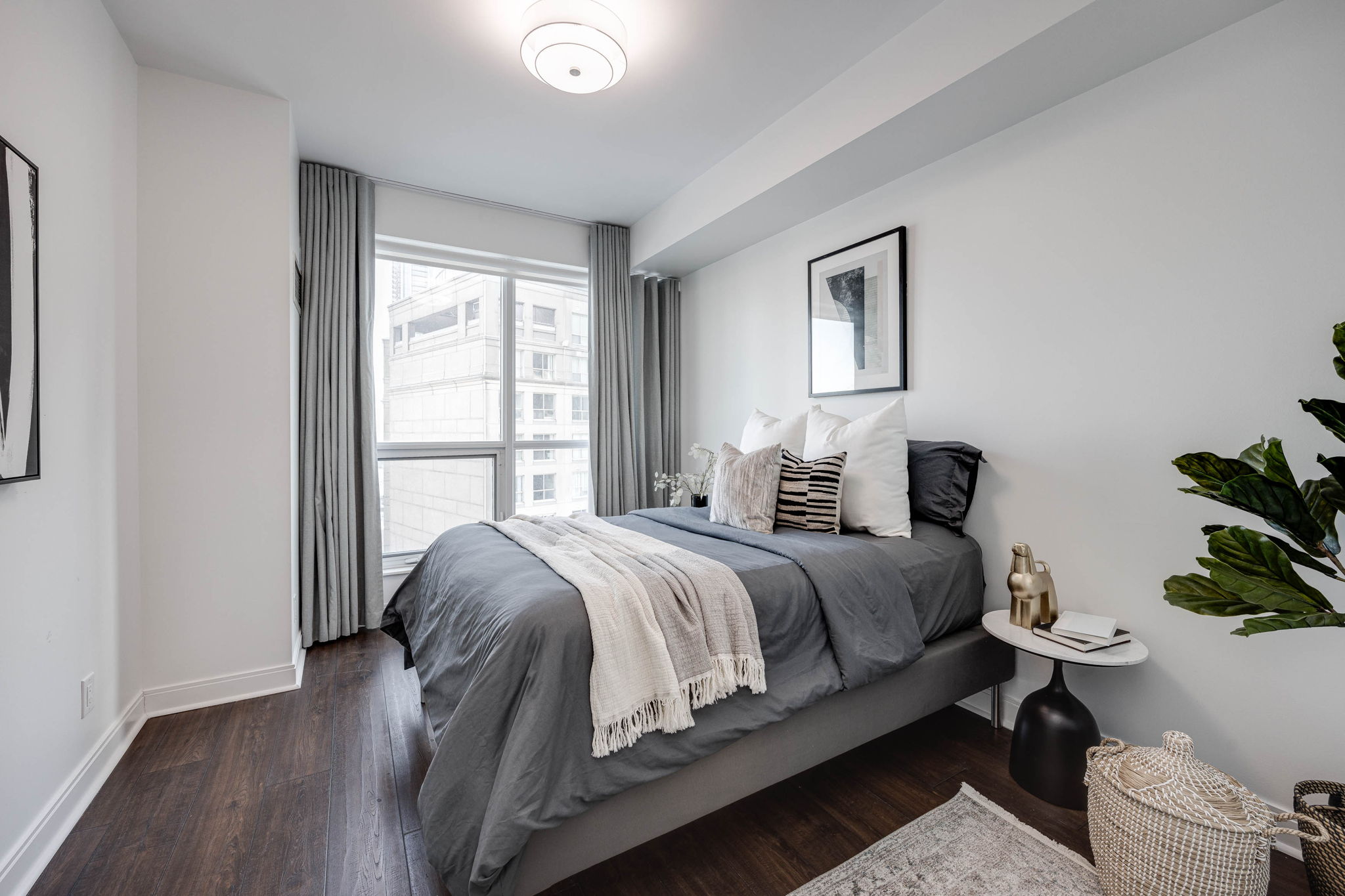Toronto property showcase — delivered property photograph 23