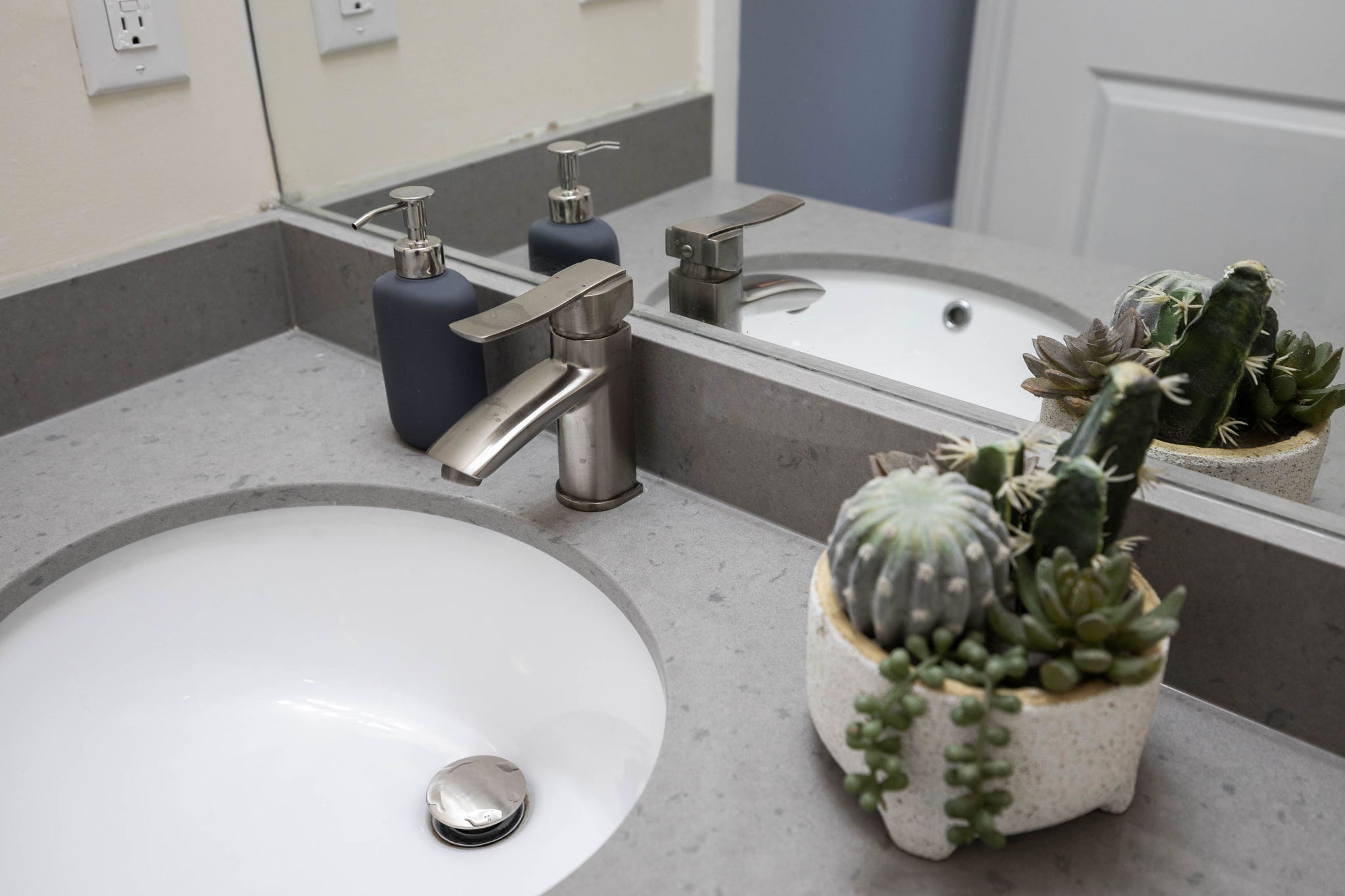 Toronto property showcase — delivered property photograph 72