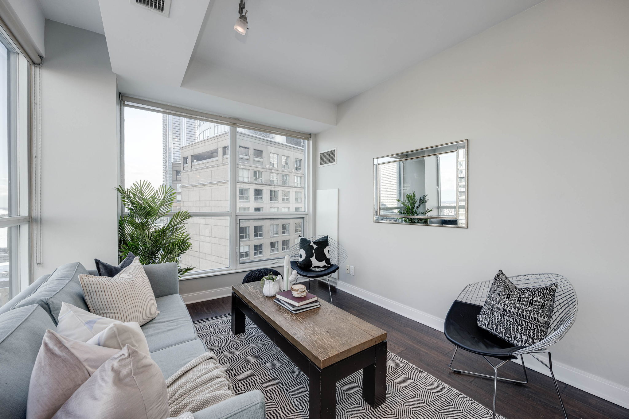 Toronto property showcase — delivered property photograph 15