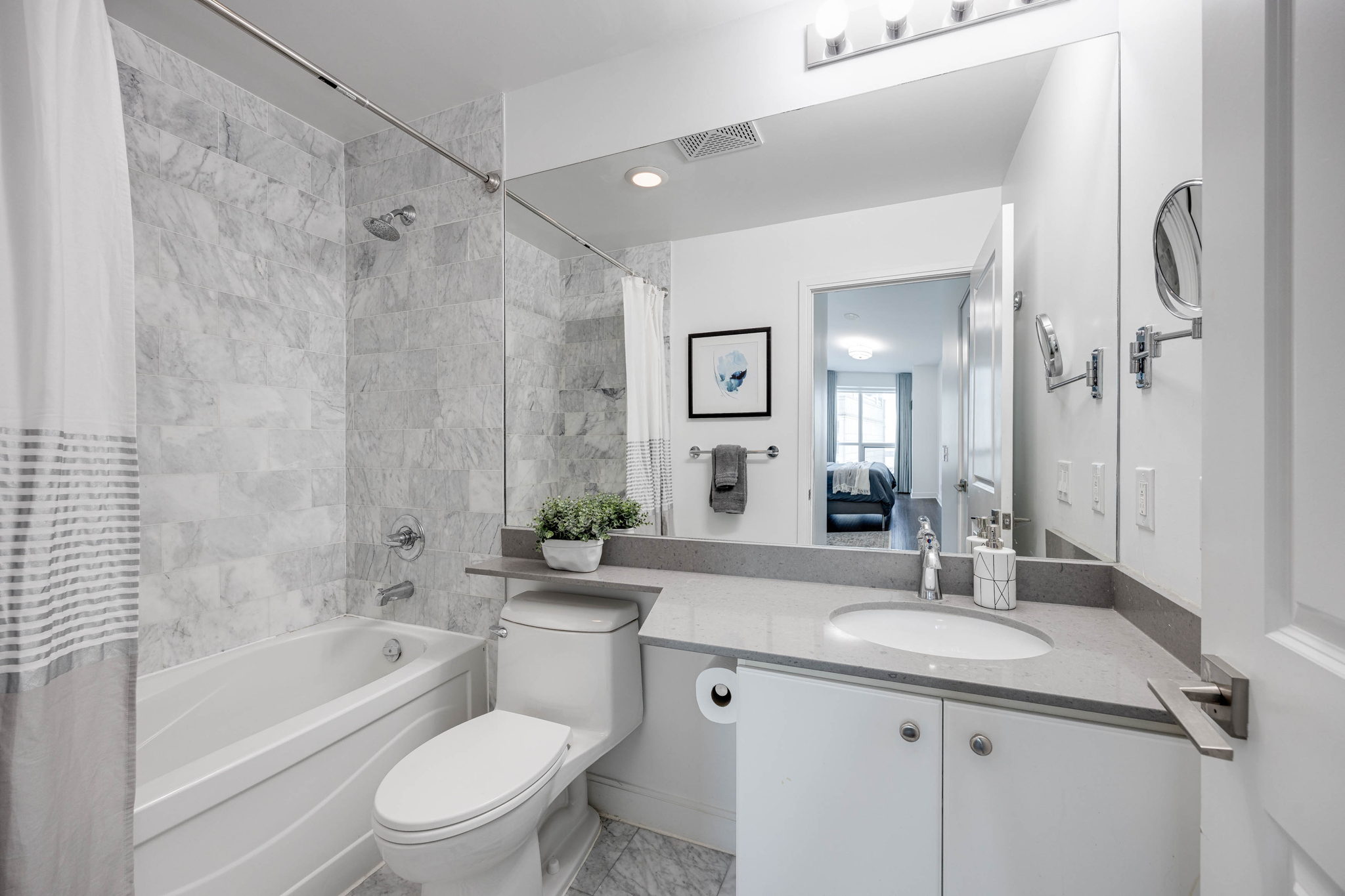 Toronto property showcase — delivered property photograph 28