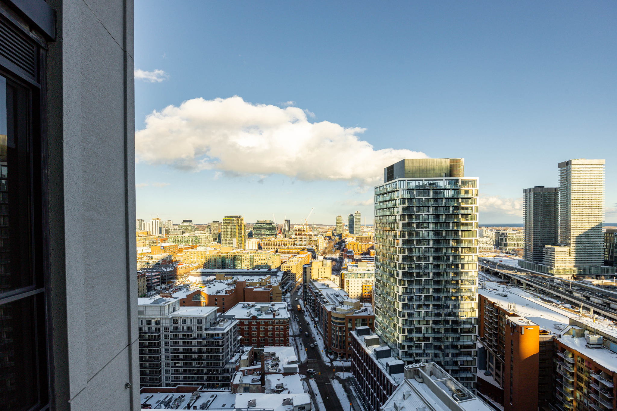 Toronto property showcase — delivered property photograph 37