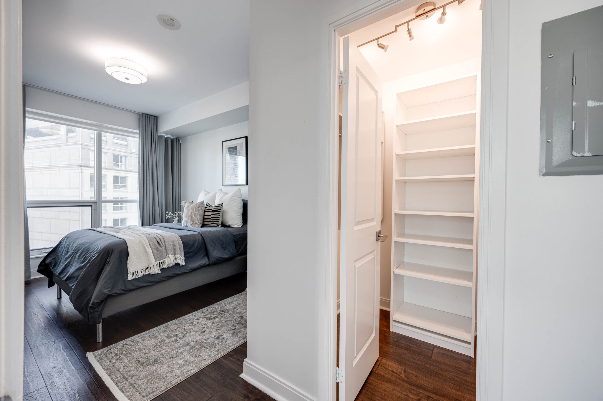Toronto property showcase — delivered property photograph 26