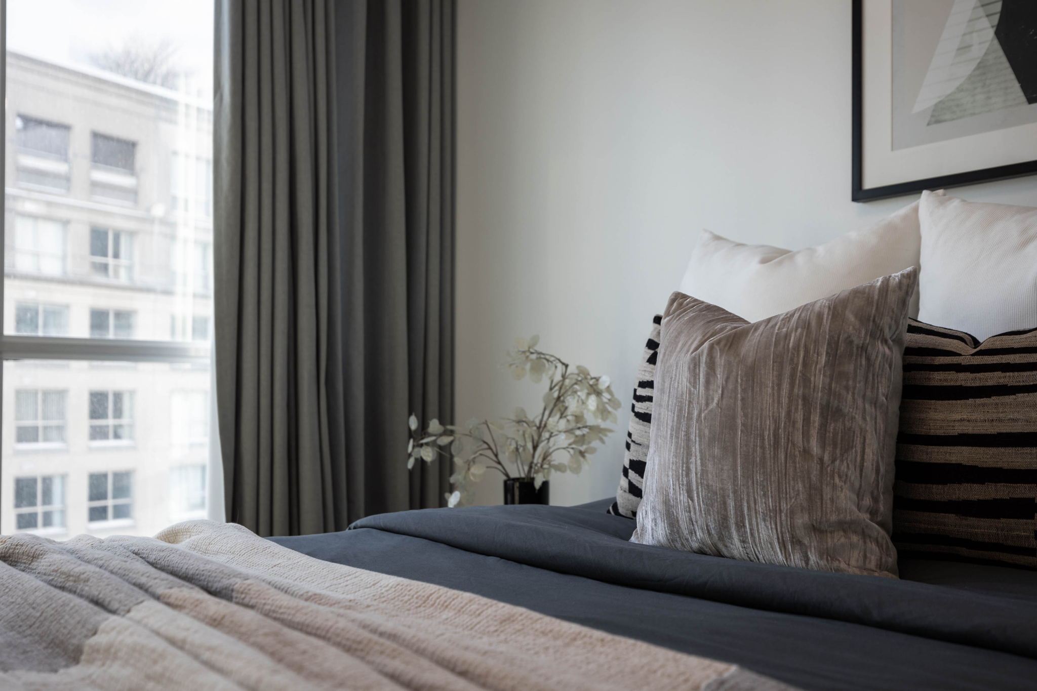 Toronto property showcase — delivered property photograph 60