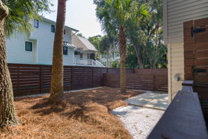 Dog run is fenced, shaded and has plenty of space for a good run..