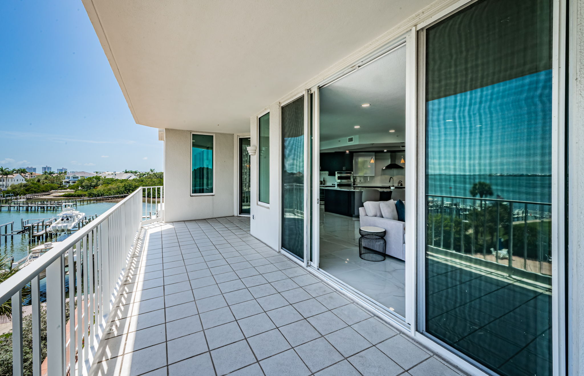 Balcony1