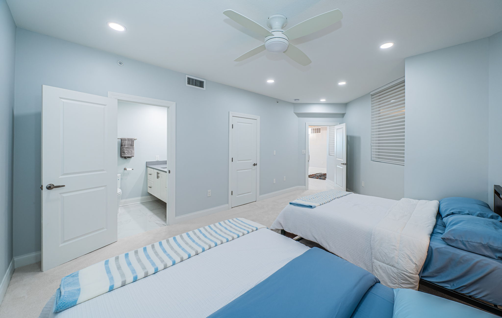 Guest Bedroom1c
