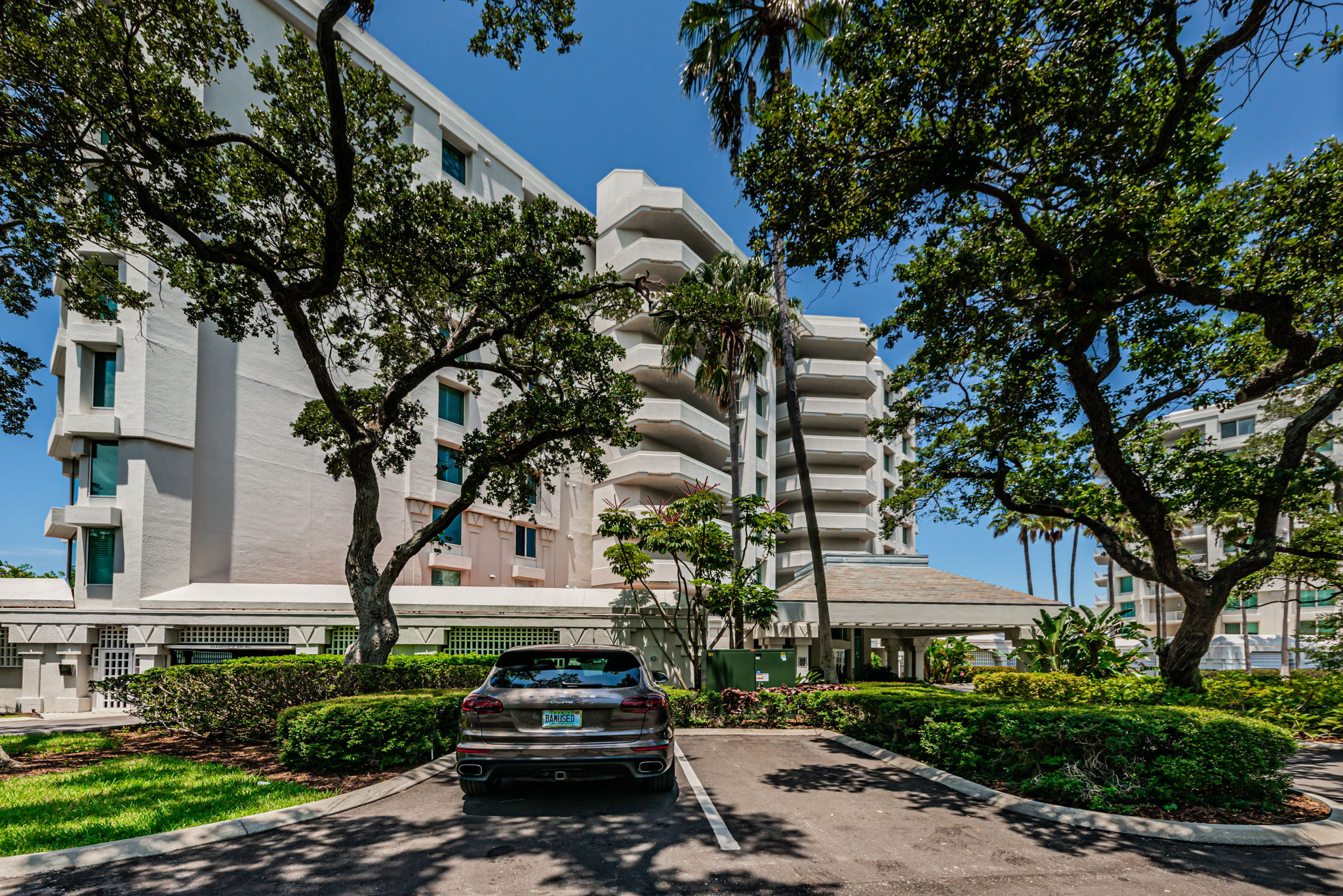 7-Front Exterior