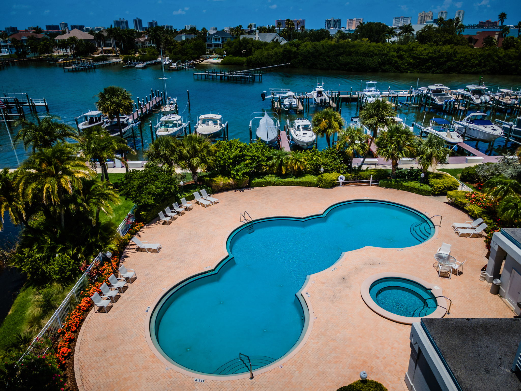 11-Pool