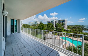 Balcony6