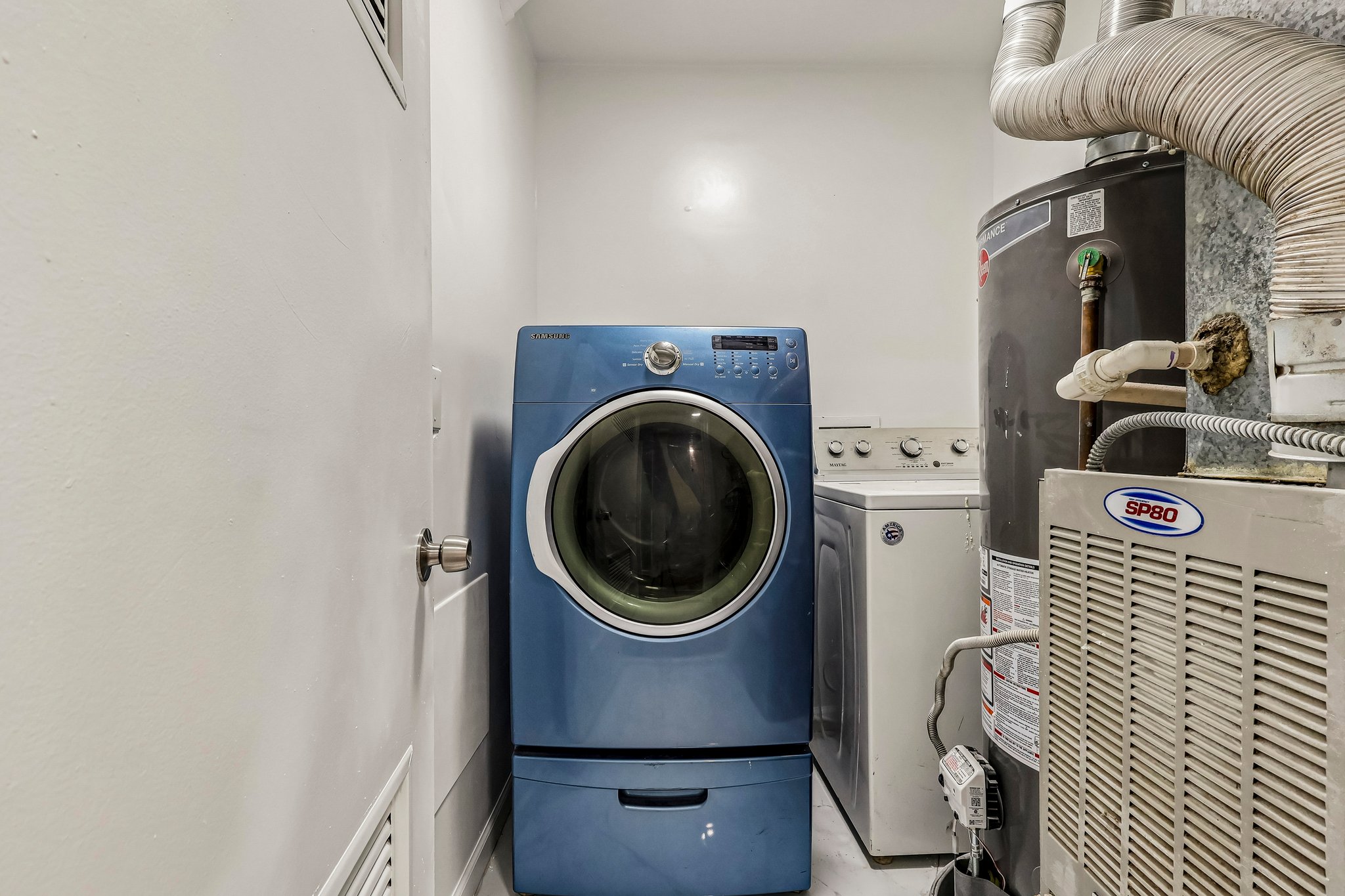 Sesame Dr-S1208-021.jpg