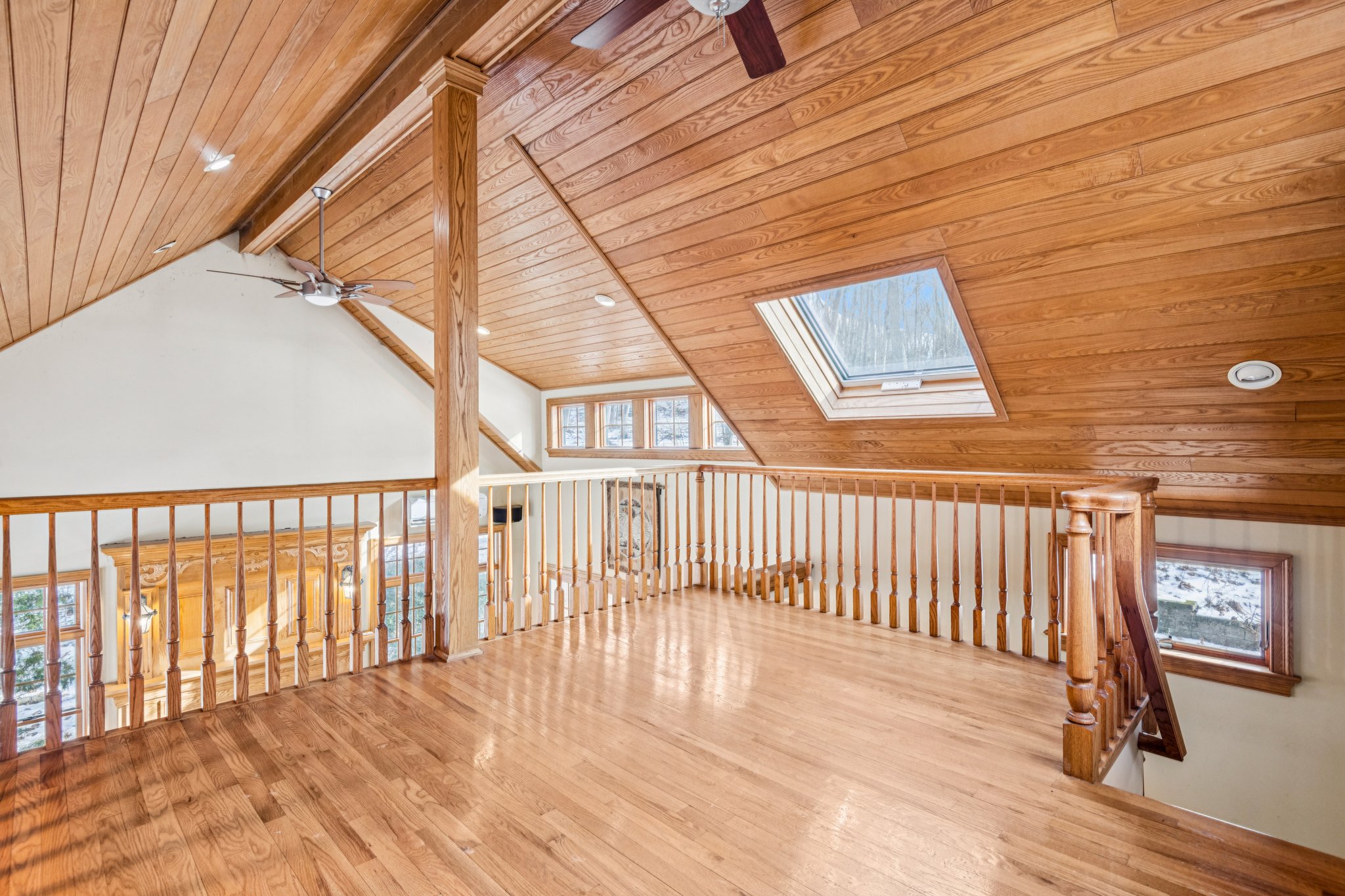 Spring Hollow Rd-S0201-042.jpg