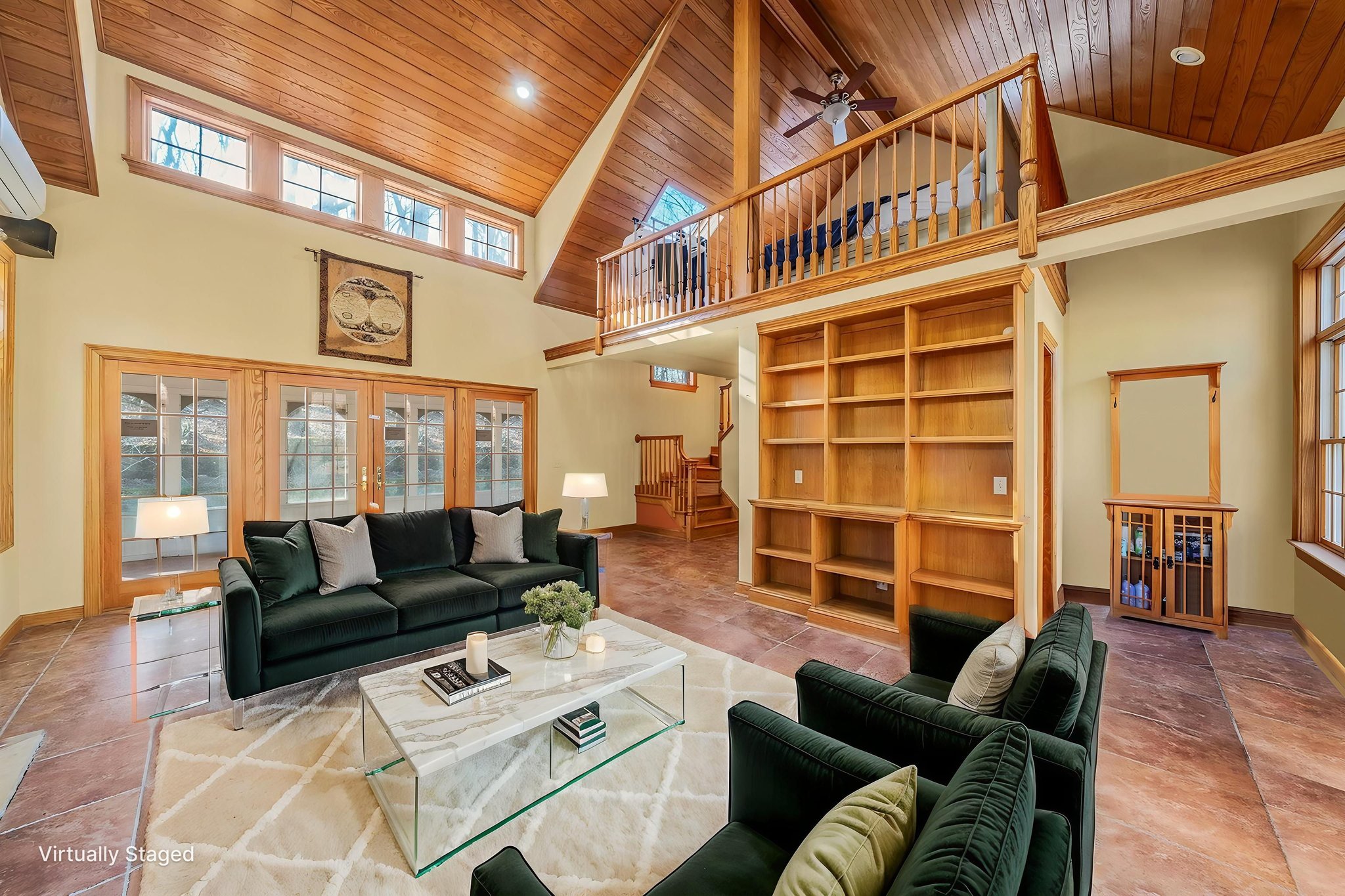 18708 Final 0022 virtually staged.jpeg