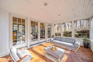 18708 Final 0009 virtually staged.jpeg