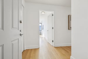 Spring St-S1302-011.jpg