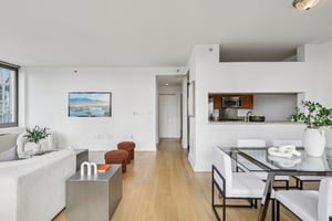 Spring St-S1302-017.jpg