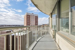 Spring St-S1302-041.jpg