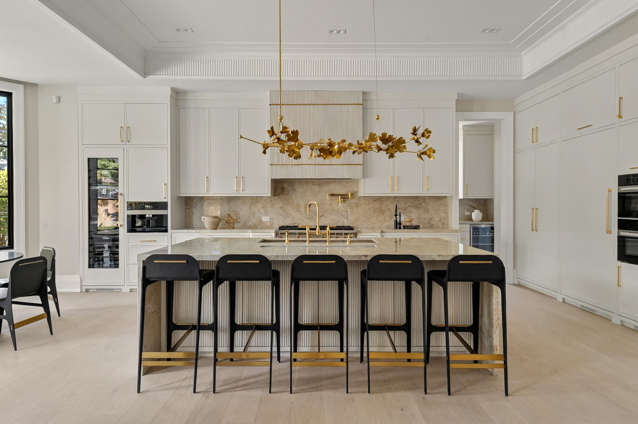 Gourmet Kitchen with large island at 1 Sunflower Court. Site by cranemedia.com, Photo by amazingphotovideo.com
