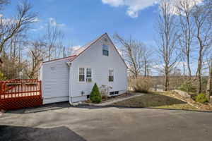 1 Topstone Dr, Danbury, CT 06810, USA Photo 8