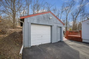 1 Topstone Dr, Danbury, CT 06810, USA Photo 9