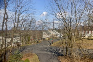 1 Topstone Dr, Danbury, CT 06810, USA Photo 35