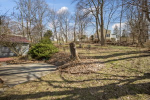 1 Topstone Dr, Danbury, CT 06810, USA Photo 10