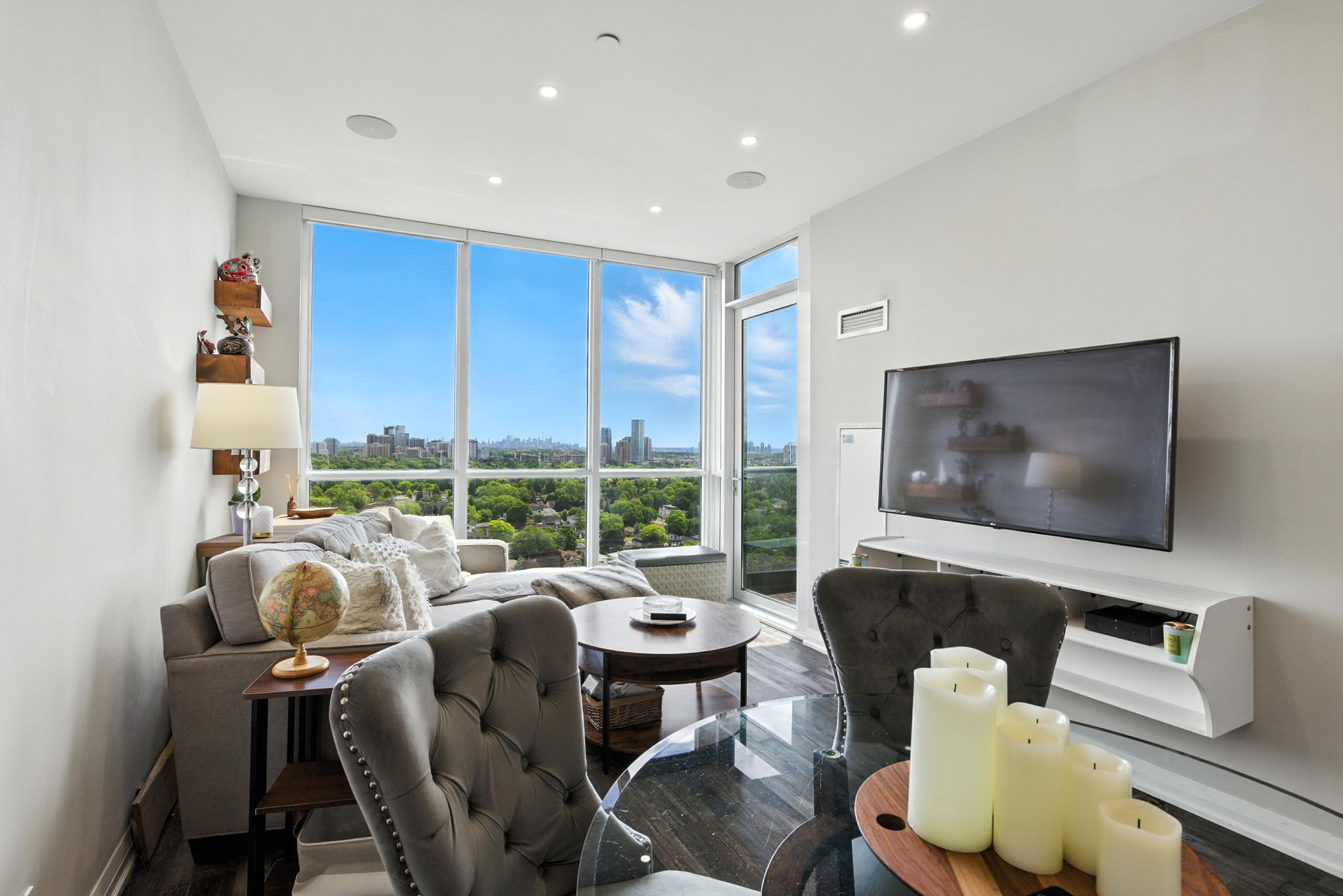 Toronto property showcase — delivered property photograph 11