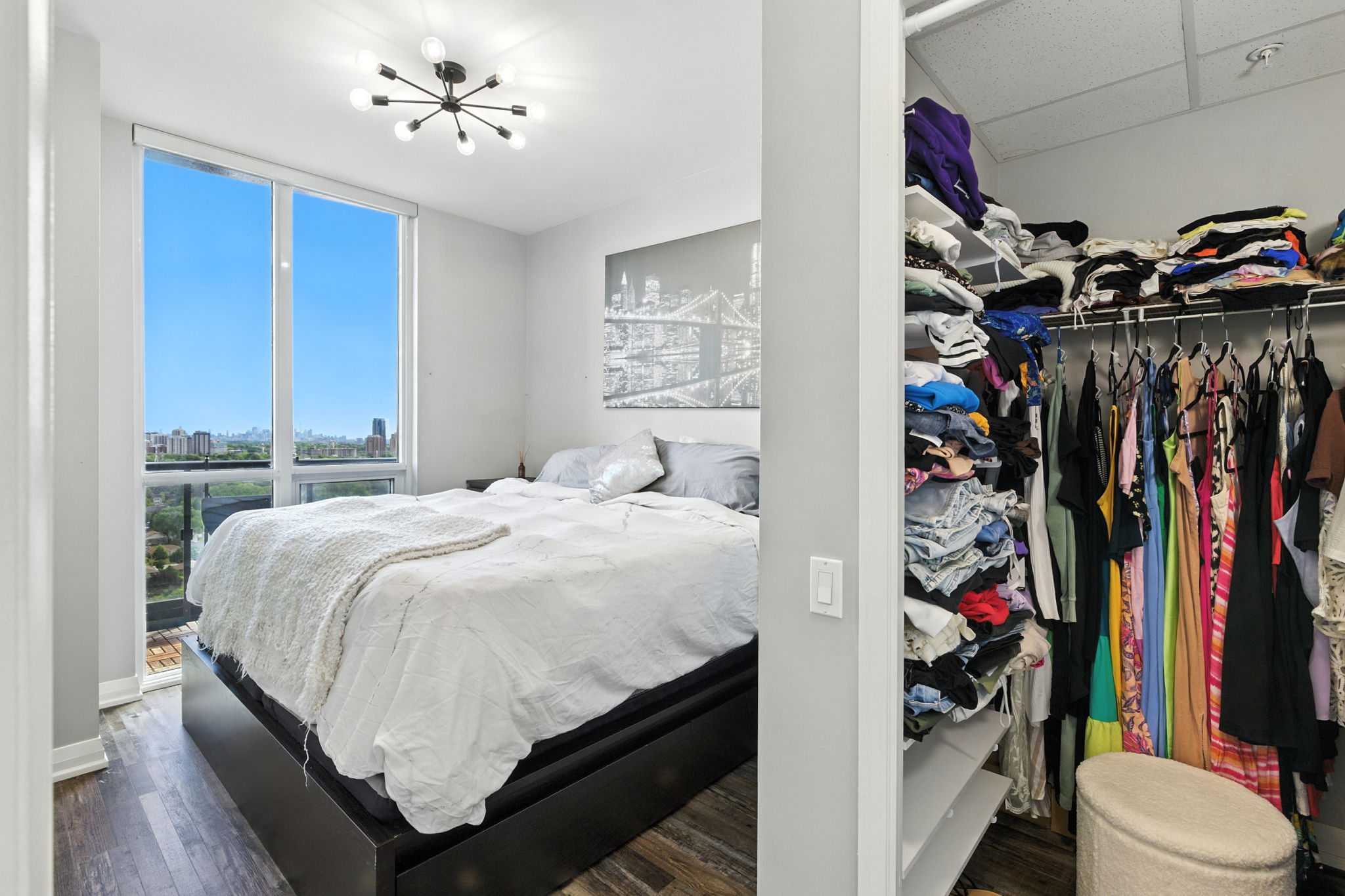 Toronto property showcase — delivered property photograph 14