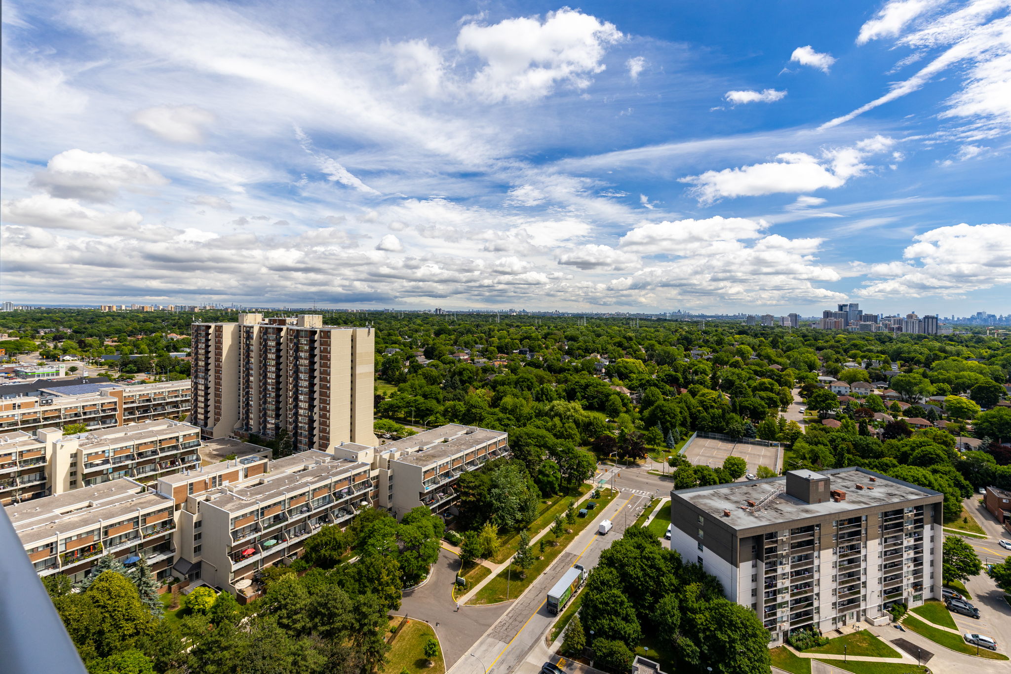 Toronto property showcase — delivered property photograph 23