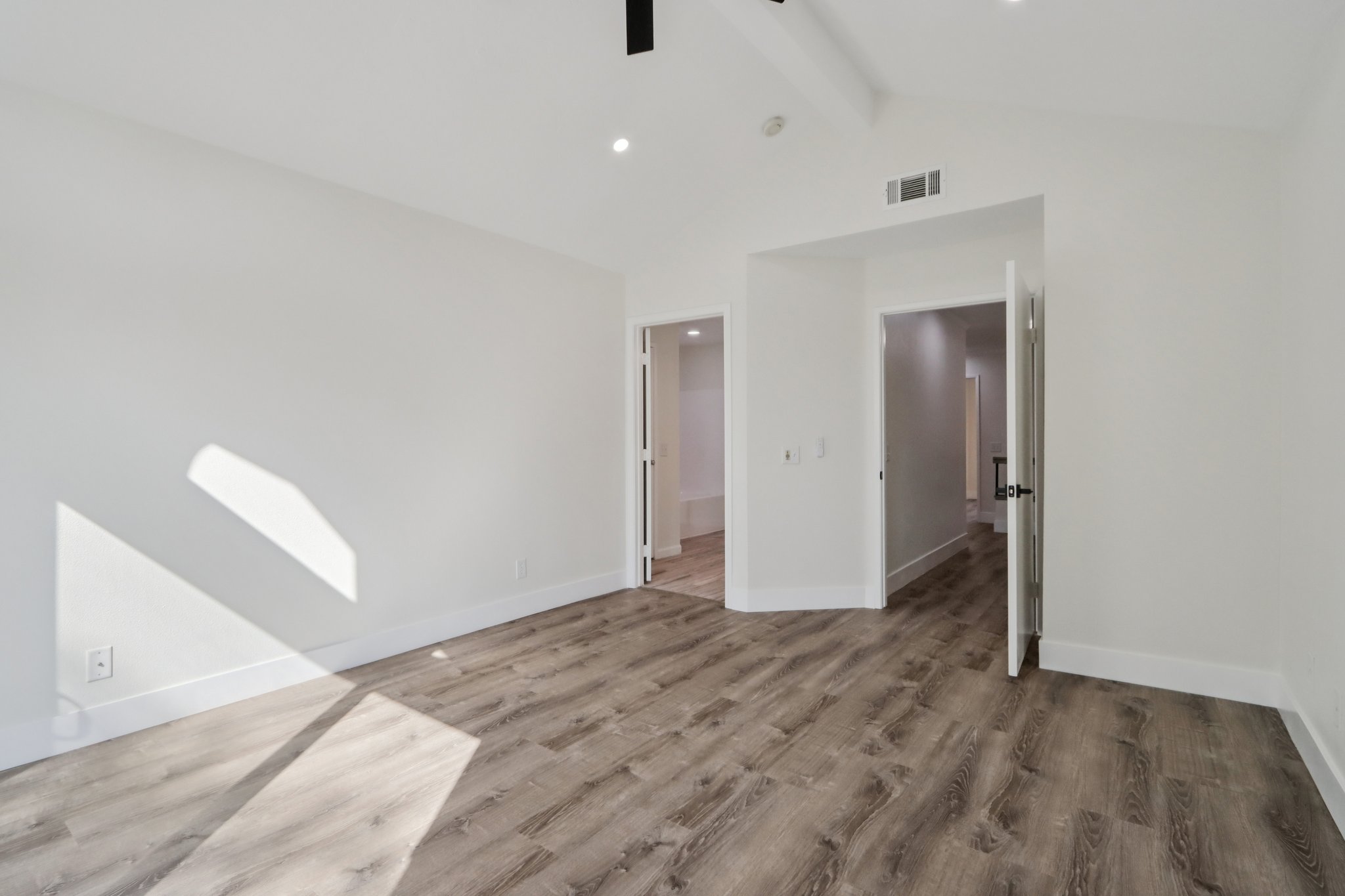 Vista Sierra-S0702-025.jpg