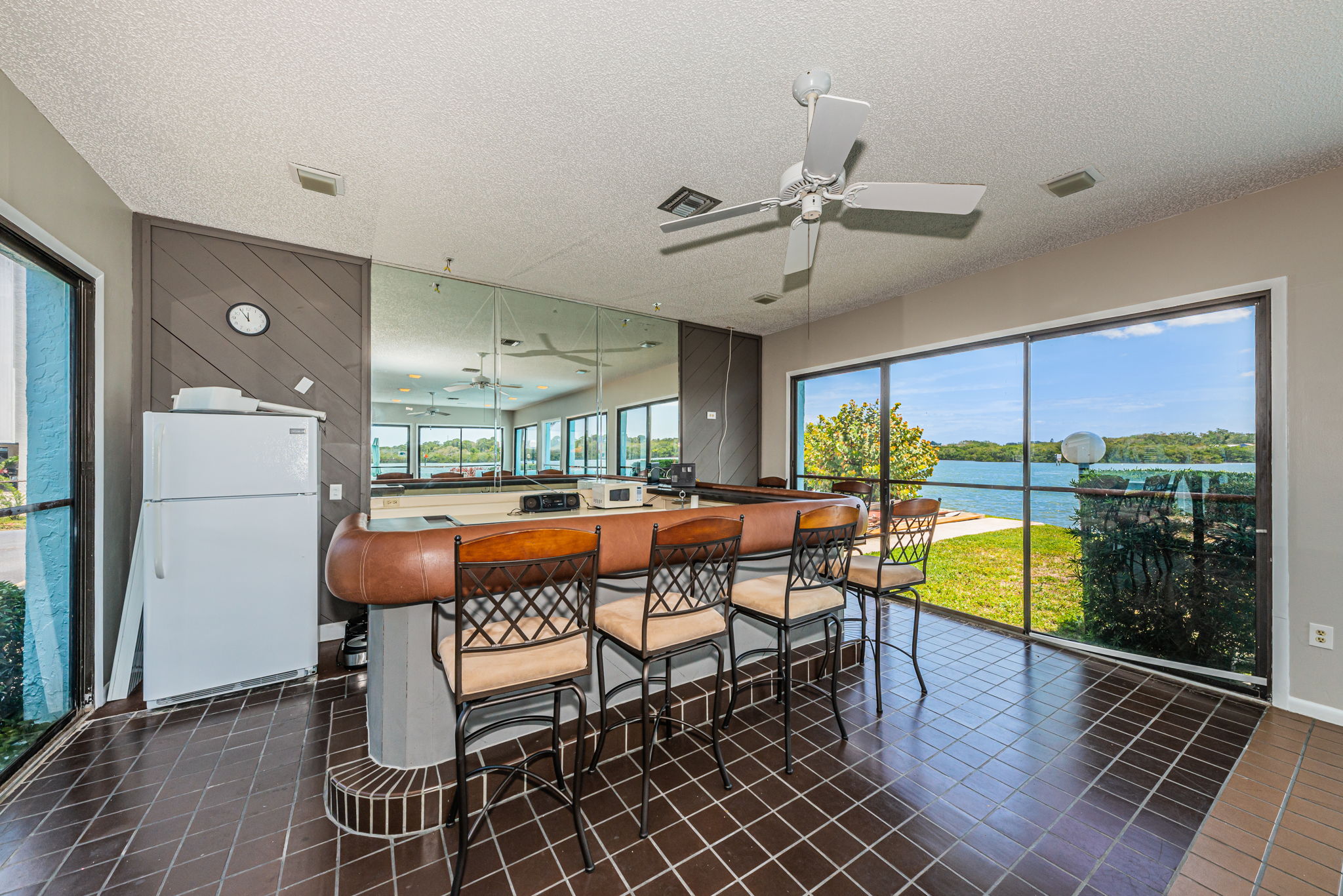 12-Windrush Cove Clubhouse