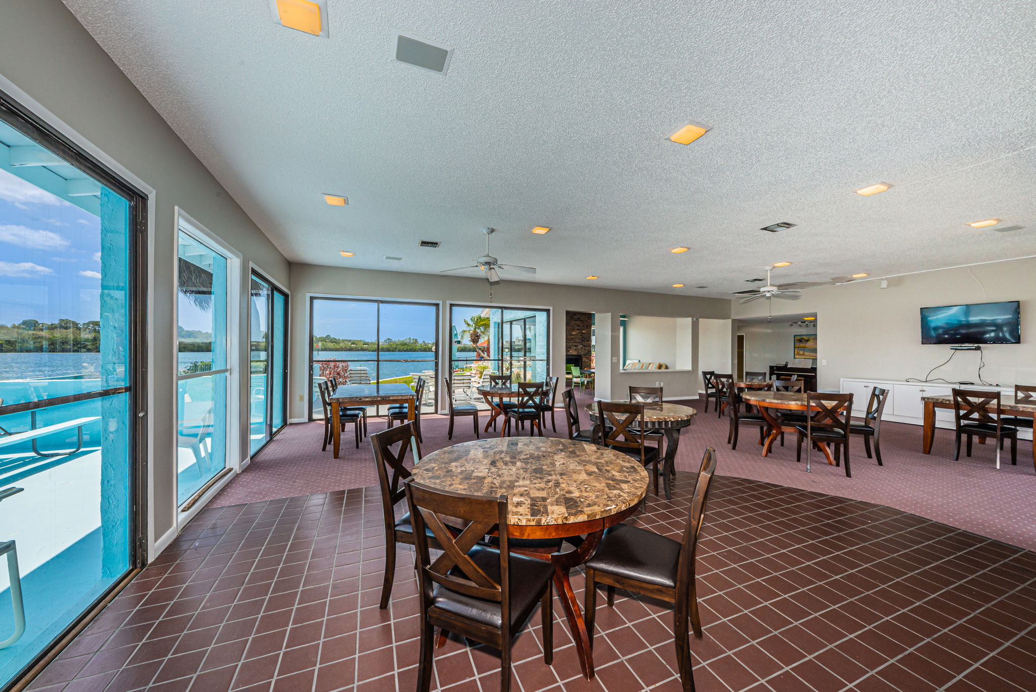 13-Windrush Cove Clubhouse