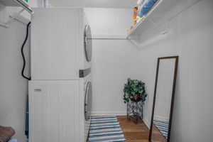 Upper Level Bedroom2 Closet-Laundry