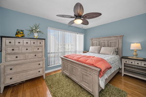 Upper Level Bedroom2a