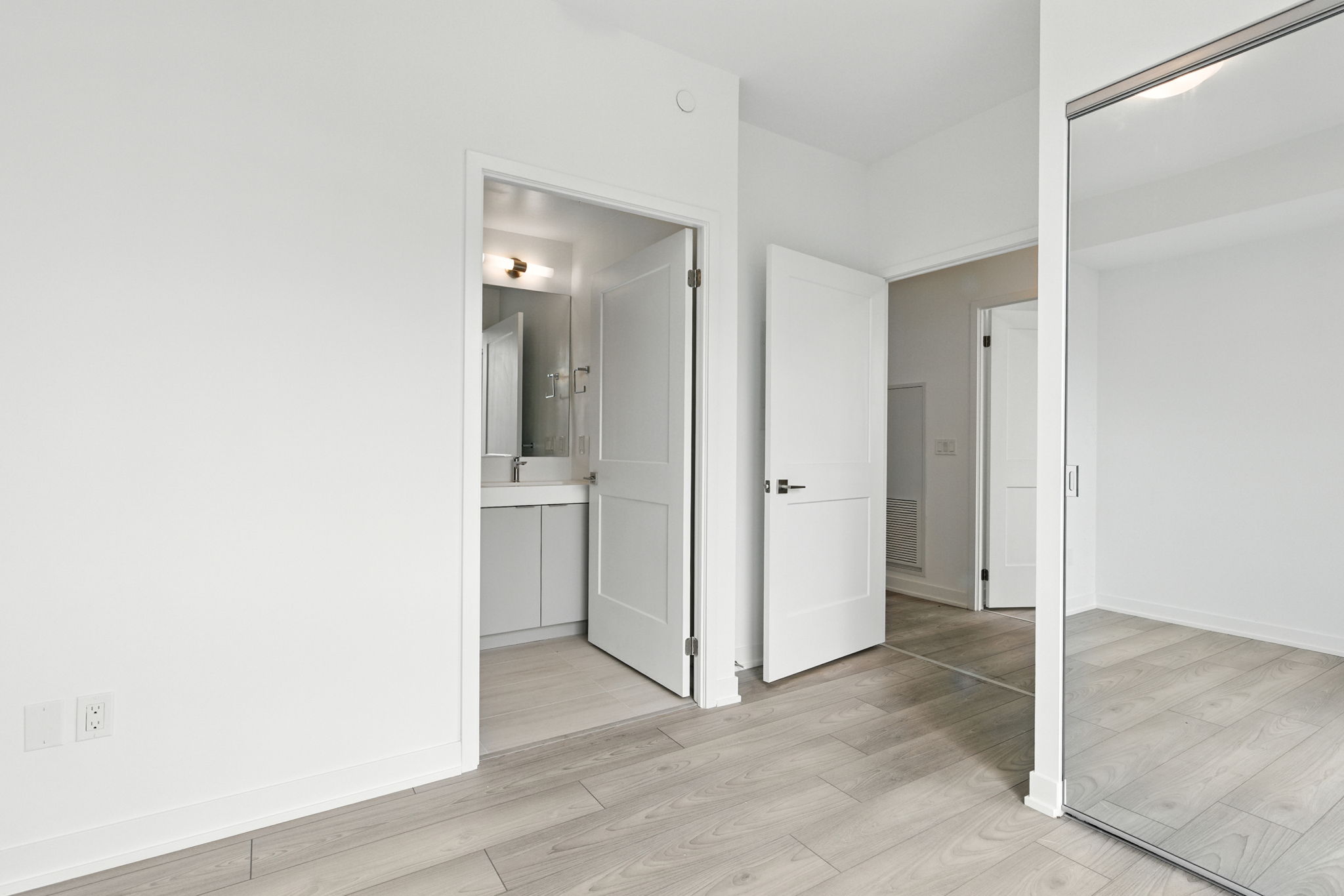 Vaughan property showcase — delivered property photograph 14