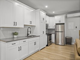 10 Alfred Dr Dracut MA 14