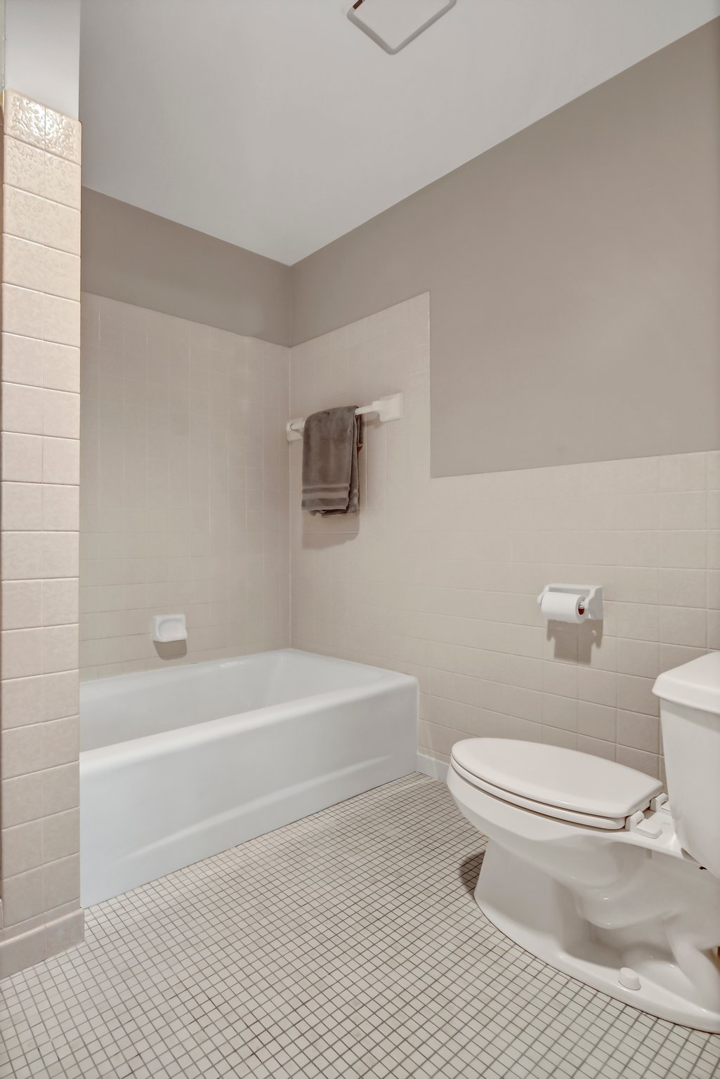 10 Anemone Cir, North Oaks, MN 55127, USA Photo 43
