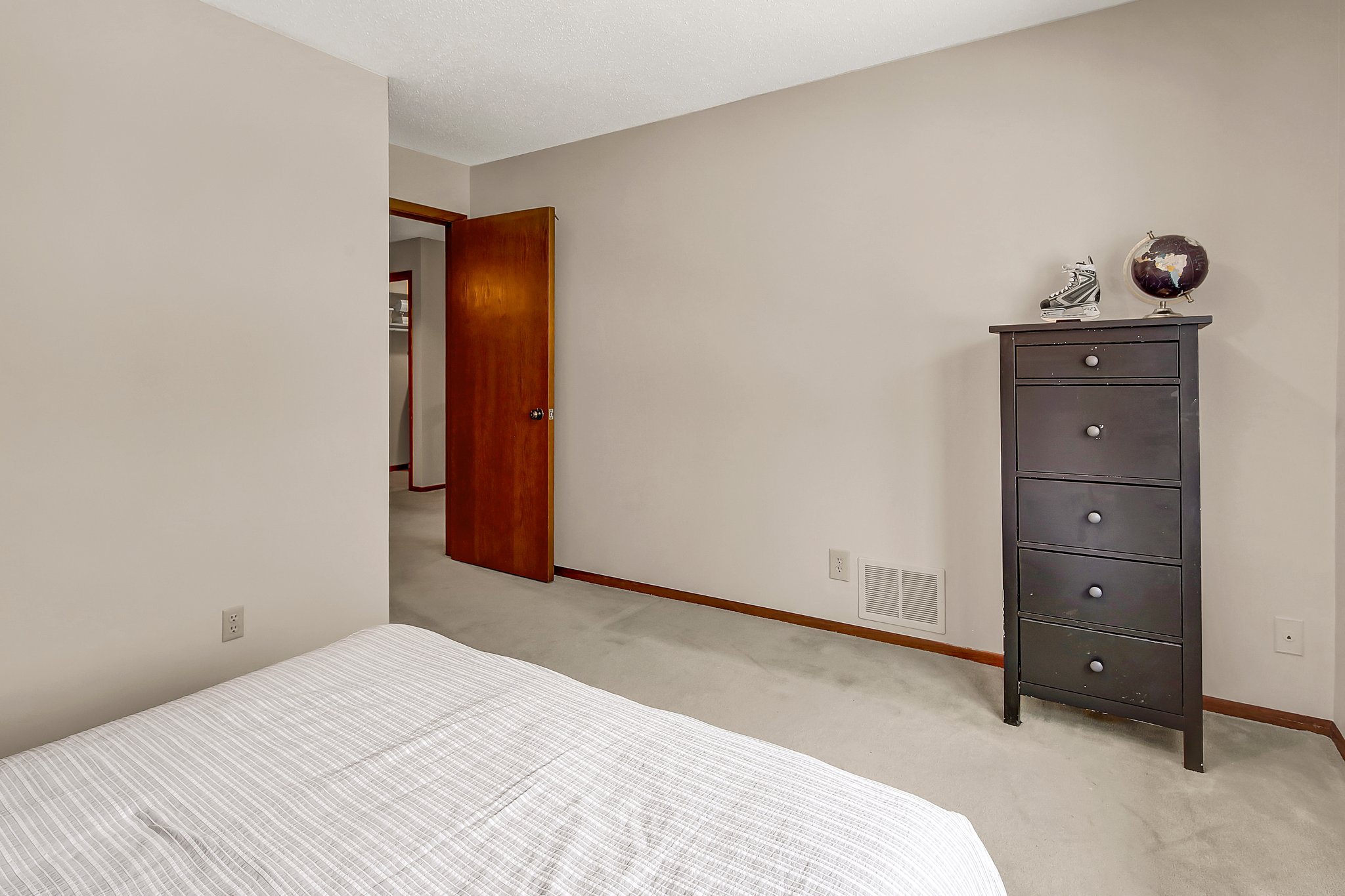 10 Anemone Cir, North Oaks, MN 55127, USA Photo 45