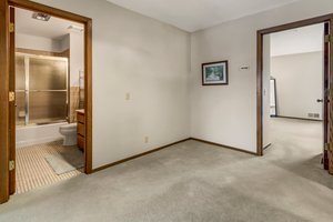 10 Anemone Cir, North Oaks, MN 55127, USA Photo 32