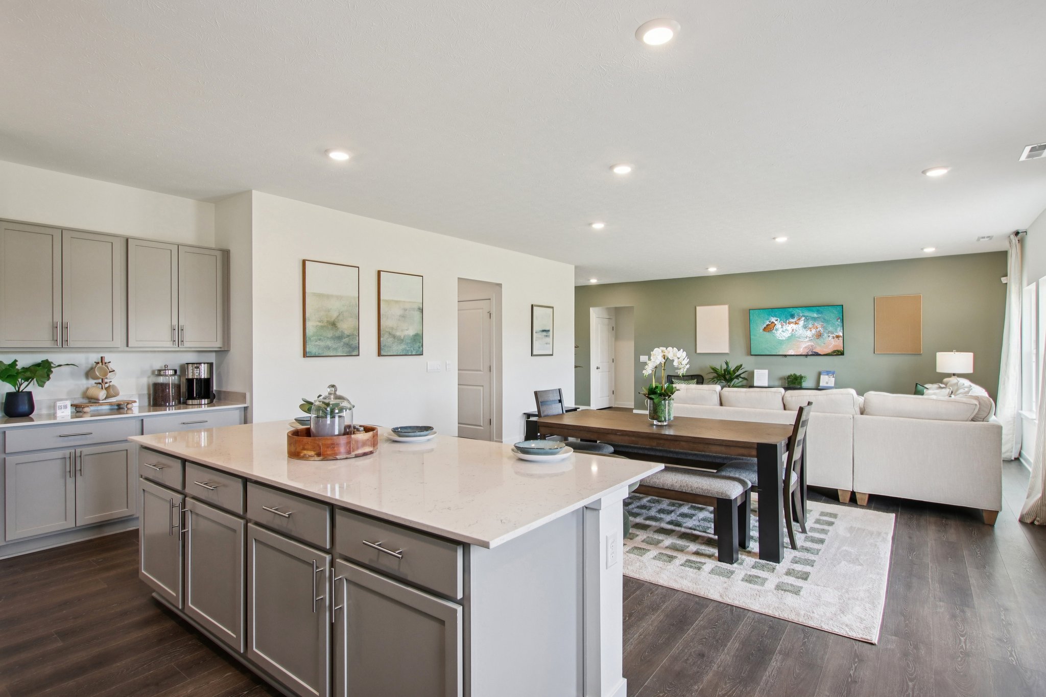 Benfield Dr-S2702-013.jpg