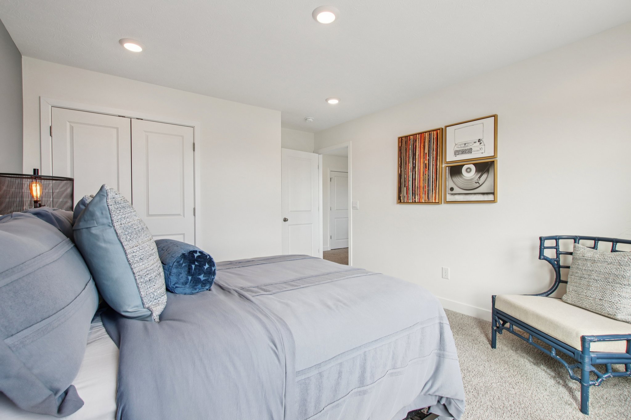 Benfield Dr-S2702-026.jpg