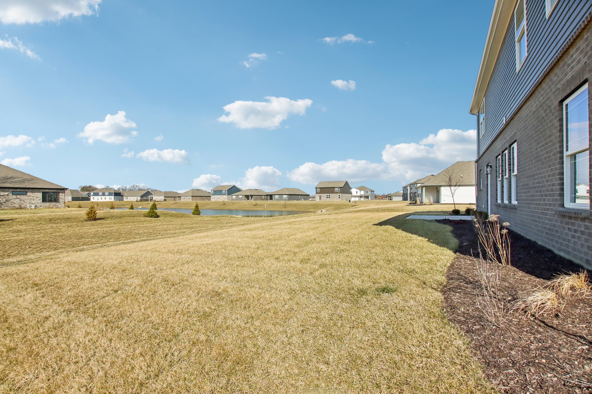 Benfield Dr-S2702-046.jpg