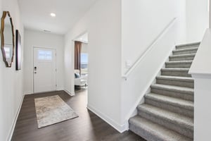 Benfield Dr-S2702-006.jpg