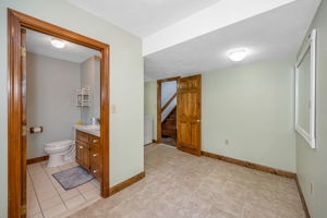  Photo 31