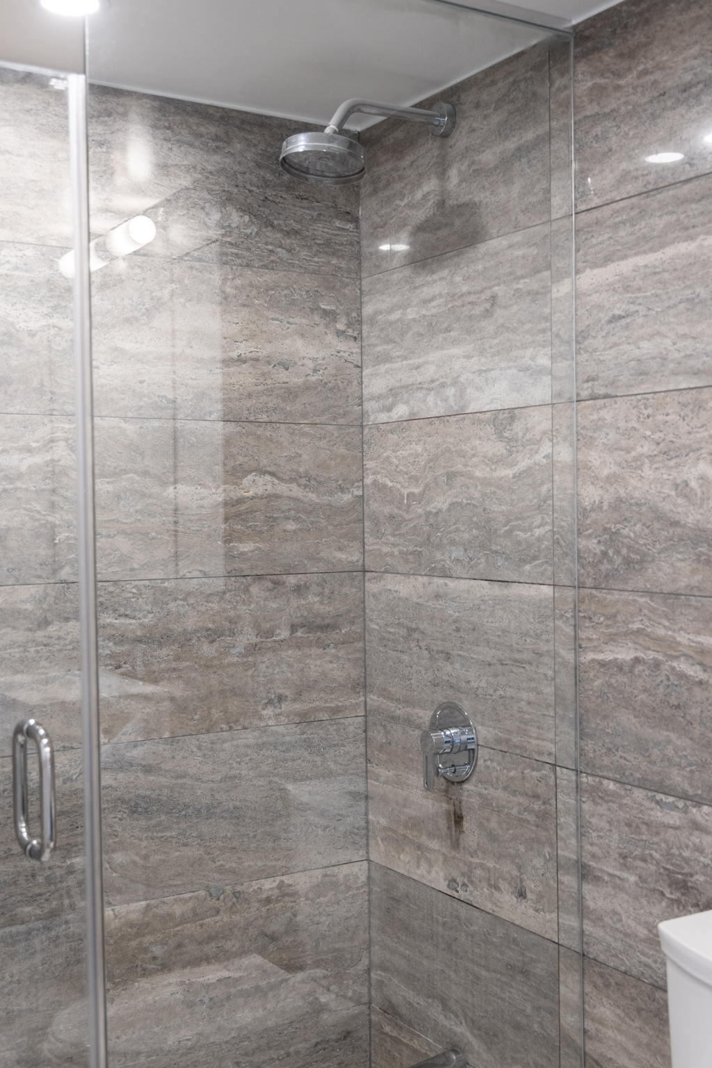 Toronto property showcase — delivered property photograph 28