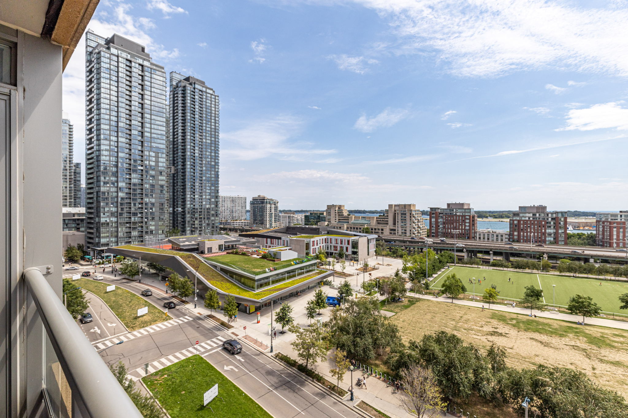 Toronto property showcase — delivered property photograph 33